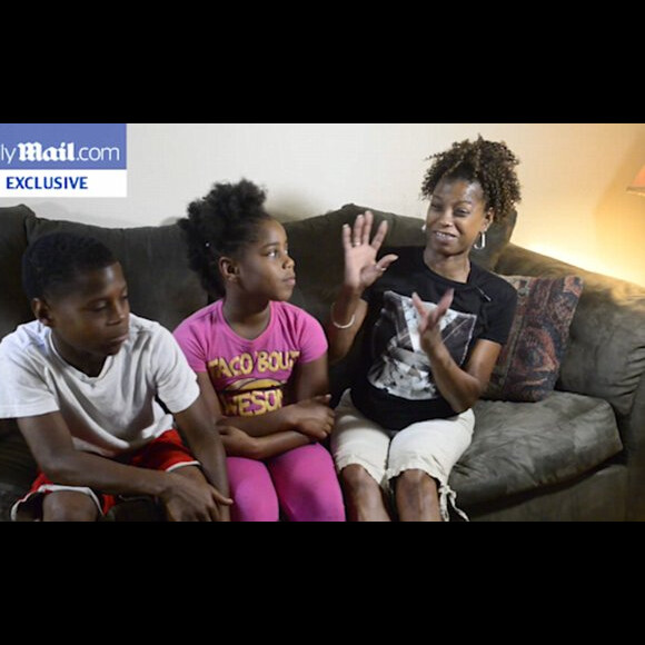 Agora, a mãe biológica da atleta, Shannon Biles, recorre à mídia internacional em busca do perdão dos filhos