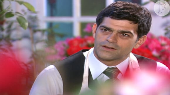 Rafael (Eduardo Moscovis) não acredita que foi enganado por Cristina (Flavia Alessandra)