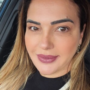 Andreia de Andrade, agora, alega que a separação foi uma farsa criada para despistar Rosemeire Aparecida Cortijos Jorge Elias, ex-mulher de Nahim