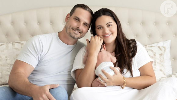 Meu casal favorito de 'Casamento às Cegas' teve bebê e primeira foto com a neném é simplesmente adorável