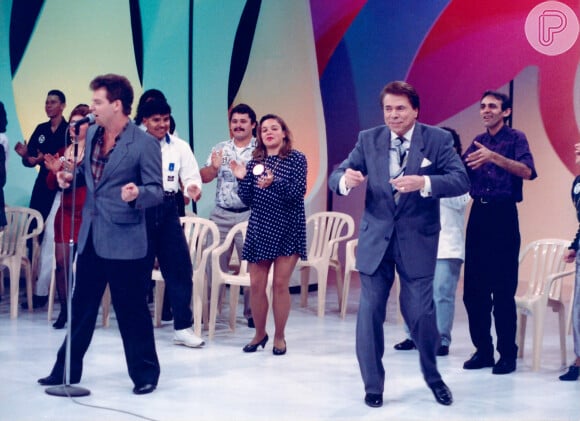 Foto rara de Silvio Santos mostra apresentador em 1991 no programa 'Show de Calouros'