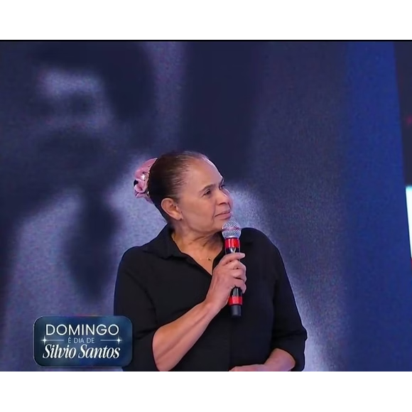 Dona Raimunda trabalhou como faxineira em boa parte da vida e chegou a ser gari em São Paulo