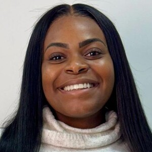 Nesta segunda-feira (26), Jojo Todynho chocou ao aparecer com o cabelo mega comprido em uma mudança de visual drástica