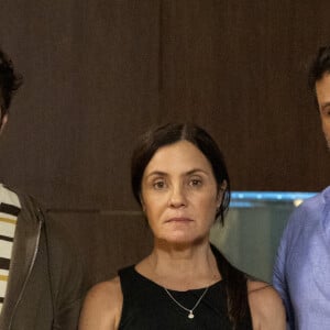 Molina (Rodrigo Lombardi), Mavi (Chay Suede) e Mércia (Adriana Esteves) na novela Mania de Você