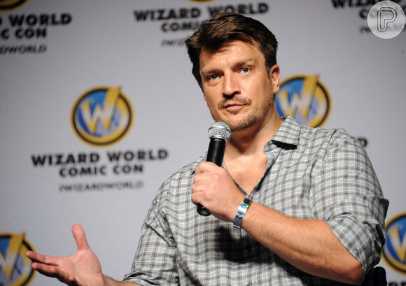 Nathan Fillion é mais conhecido hoje por seu papel como o novato John Nolan no sucesso "The Rookie". No entanto, há 21 anos ele terminou a série que muitos ainda consideram a melhor da carreira de Fillion, "Firefly",trabalhar com ele permanece inesquecível para sua ex-co-estrela Jewel Staite.