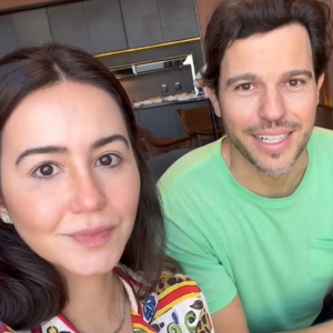 Nas redes sociais, Mariana Genelhu e Thiago Paoliello explicaram que participaram do parto para ajudar a fechar a cicatriz da cesárea