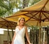 Ana Hickmann usou um vestido branco de 100 mil pérolas para o momento especial