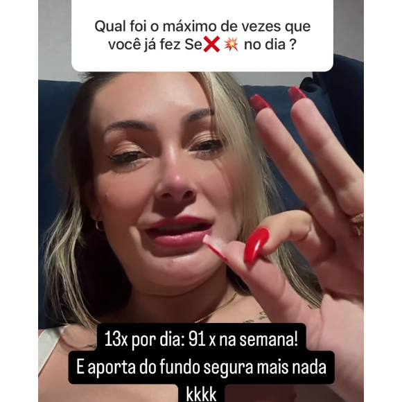 Na legenda do vídeo, Andressa Urach brincou com a situação do seu ânus, dizendo não estar "segurando mais nada"