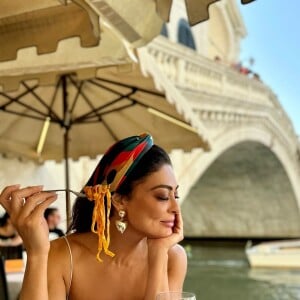 Juliana Paes também mesclava o café da manhã com suco de uva orgânico