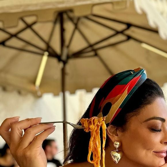 Juliana Paes também mesclava o café da manhã com suco de uva orgânico