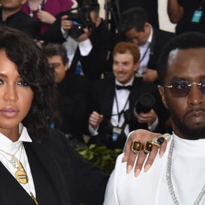 Ex de P. Diddy, Cassie revelou que era obrigada a derramar 'quantidades excessivas' de óleo sobre si mesma durante os 'freak-offs'