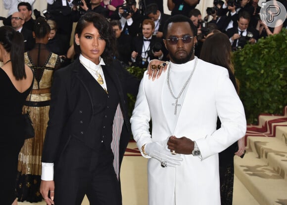 Ex de P. Diddy, Cassie revelou que era obrigada a derramar 'quantidades excessivas' de óleo sobre si mesma durante os 'freak-offs'