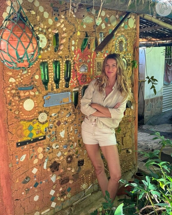 Gisele Bündchen deixou internautas encantados com as fotos e recebeu muitos elogios