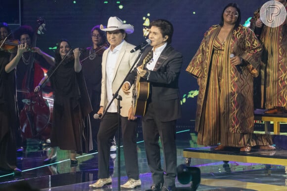 O tecladista de Bruno Mars já tinha tocado Chitãozinho e Xororó na última apresentação do cantor no Brasil, em 2023