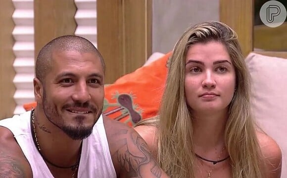 Aline Gotschalg foi uma das mais comentadas do 'BBB 15', especialmente por seu relacionamento com Fernando Medeiros