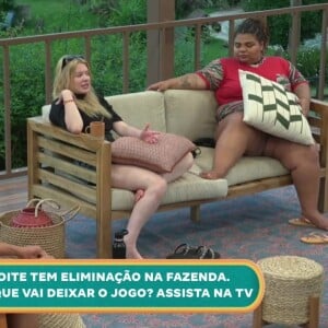 Julia Simoura e Flora Cruz combinaram "sinais" no 'Hora do Faro' caso a loira fosse eliminada de 'A Fazenda 16'