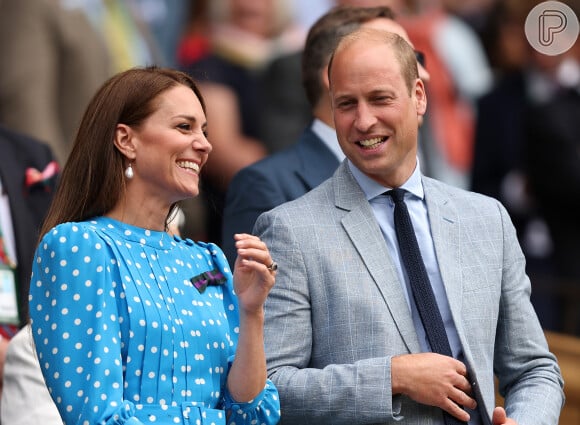 Parece que William está até mais contente que Kate, em 'abraçar a concepção do Natal'.