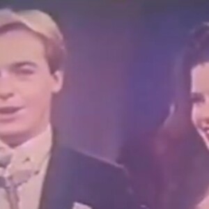 Mãe dos filhos de Gugu Liberato, Rose Miriam mostrou valioso presente com o apresentador que guardava: uma foto da gravação do 'Viva a Noite' quando ela fazia 20 anos