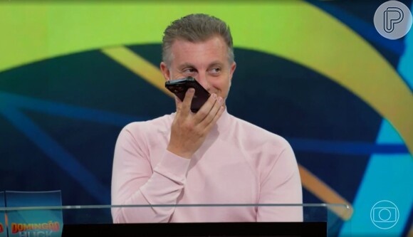 Luciano Huck assumiu que fica tenso quando alguém da família liga durante seu trabalho