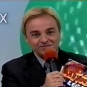 Gugu Liberato revelou a gravidez de Xuxa antes da apresentadora dar a notícia no 'Domingão do Faustão'