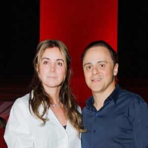 Felipe Massa e esposa, Anna raffaela Bassi, chegam à estreia de 'Senna', série sobre Ayrton Senna, em São Paulo