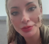 Segundo Andressa Urach, a discussão começou quando ela, irritada, acabou falando de forma grosseira com um rapaz que estava enrolando para andar no corredor do avião