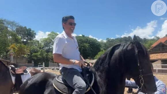 Edu Guedes surpreendeu Ana Hickmann ao levar a noiva para um haras, onde lhe presenteou com cavalo: 'Só não vai hoje (com a gente) porque não cabe no carro'