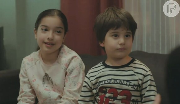 Na novela 'Força de Mulher', Doruk descobre sem querer que o pai, Sarp/Alp, está vivo