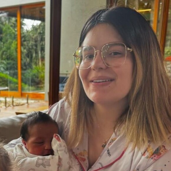 Boas notícias para Viih Tube e Eliezer! Com o filho internado em SP, avó da influenciadora recebe alta do hospital