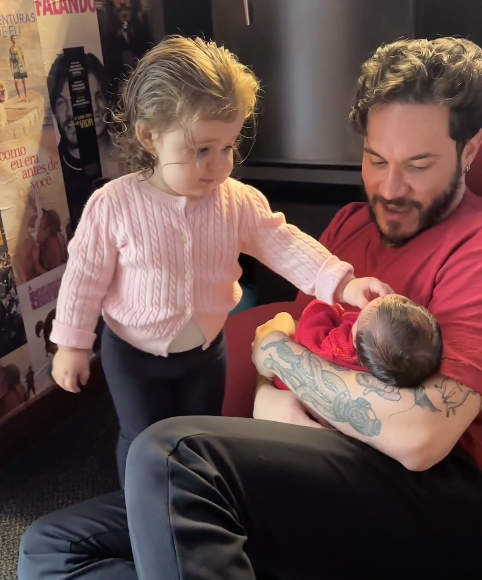 Internação do filho bebê de Viih Tube e Eliezer: criança voltará a ser amamanetada em 9 de dezembro de 2024, considerado 'grande dia' pelo pai. 'Talvez a gente consiga evoluir no diagnóstico'