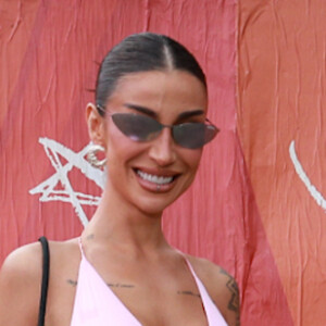 Dentre os famosos que marcaram presença na festa, está a influenciadora Bianca Andrade.