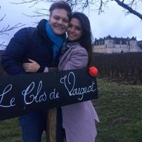Michel Teló posta foto romântica com Thais Fersoza na França: 'Meu amor'