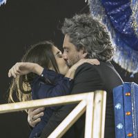 'Império': após ser baleada durante o Carnaval, Cora pede beijo a José Alfredo