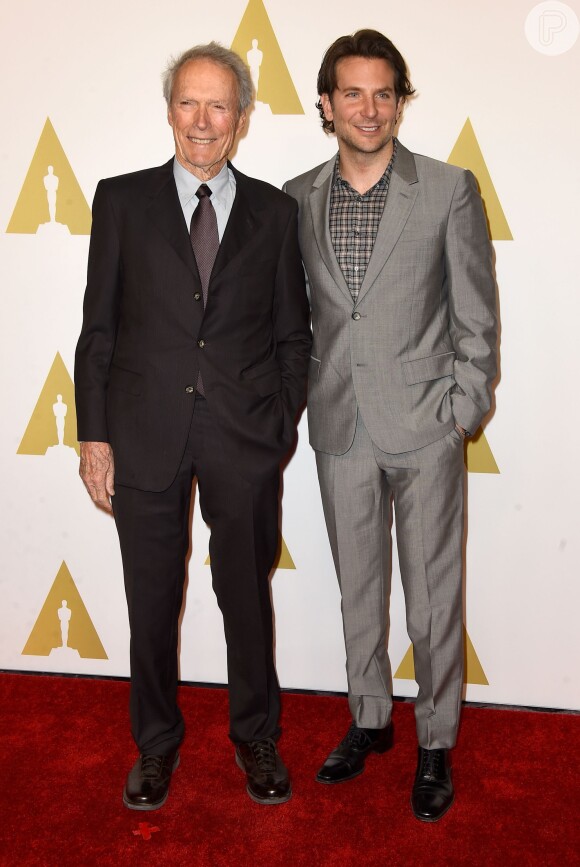 Bradley Cooper e Clint Eastwood prestigiam o almoço promovido para os indicados ao Oscar 2015, em Los Angeles, nos Estados Unidos, em 2 de fevereiro de 2015
