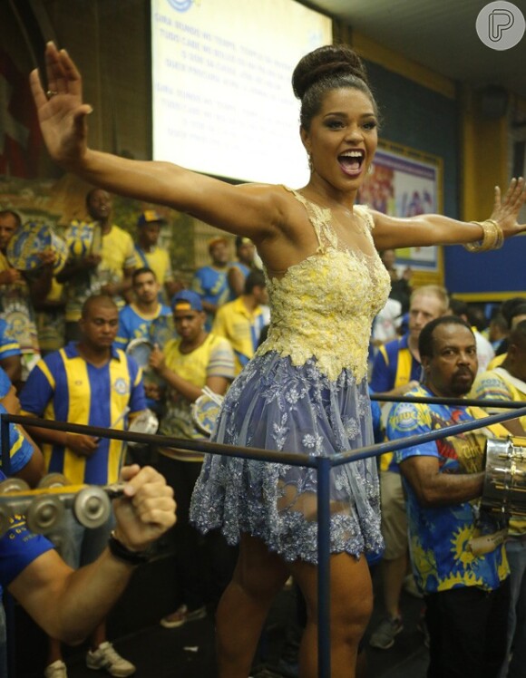 Em 2014, a Unidos da Tijuca foi a campeã do Carnaval do Rio de Janeiro, com Juliana Alves à frente da bateria