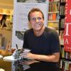 Tony Bellotto lança livro no Rio de Janeiro