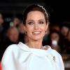 Angelina Jolie abre centro de combate a violência contra as mulheres em zonas de guerra em Londres, nesta terça-feira, 11 de fevereiro de 2015