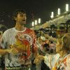 Gustavo Kuerten, o Guga, desfilou pela Viradouro com camisa da presidência