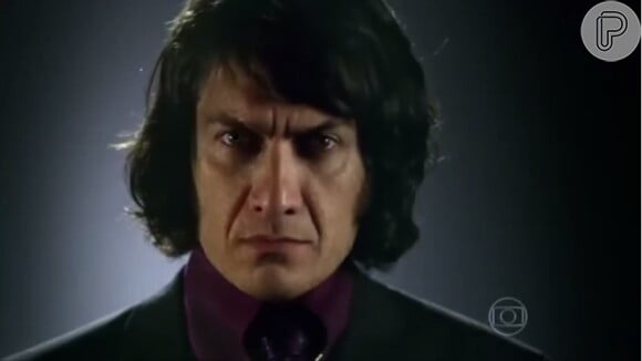 Gabriel Braga Nunes vira um lobisomem no remake de 'Saramandaia', em 16 de abril de 2013