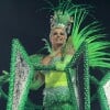 Monique Evans desfilou pela Mocidade no Carnaval 2015