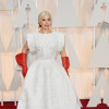 Lady Gaga usa vestido Azzedine Alaïa  no Oscar 2015