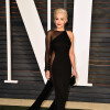 Rita Ora na festa pós-Oscar da Vanity Fair
