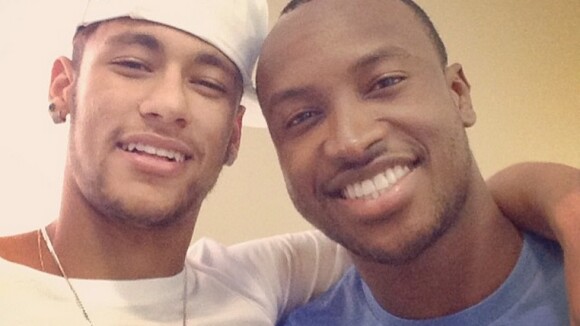 Neymar lamenta ausência no casamento de Thiaguinho: 'Estarei de coração'