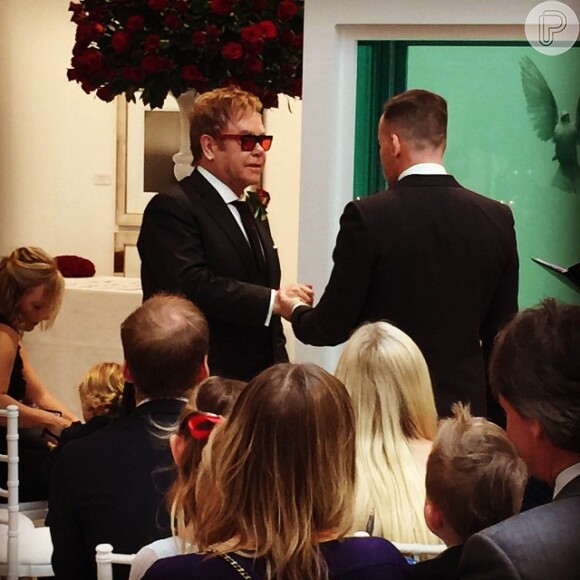 Elton John e David Furnish se casaram em dezembro de 2014, na Inglaterra