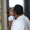 Jay-Z enche Blue Ivy de beijos