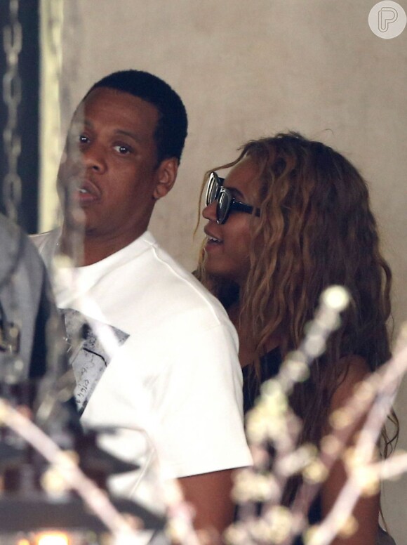 Beyoncé conversa com Jay-Z