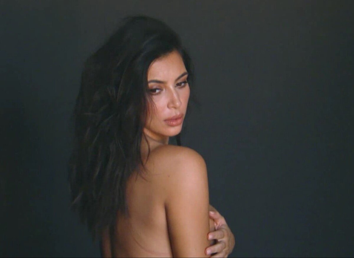 Kim Kardashian aparece nua em vídeo da nova temporada de seu reality show -  Purepeople