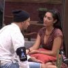 'BBB15': Fernando e Amanda trocam carícias na casa depois da saída de Aline