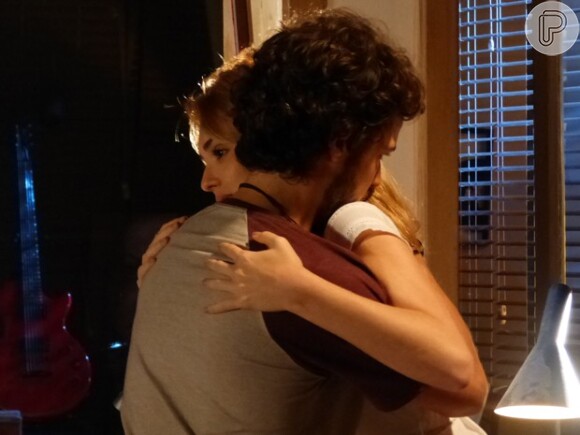 Edgard (Fernando Belo) Pedro (Jayme Matarazzo) Julia (Isabelle Drummond), em 'Sete Vidas'