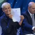 Xuxa assinou contrato com a Record no início de março